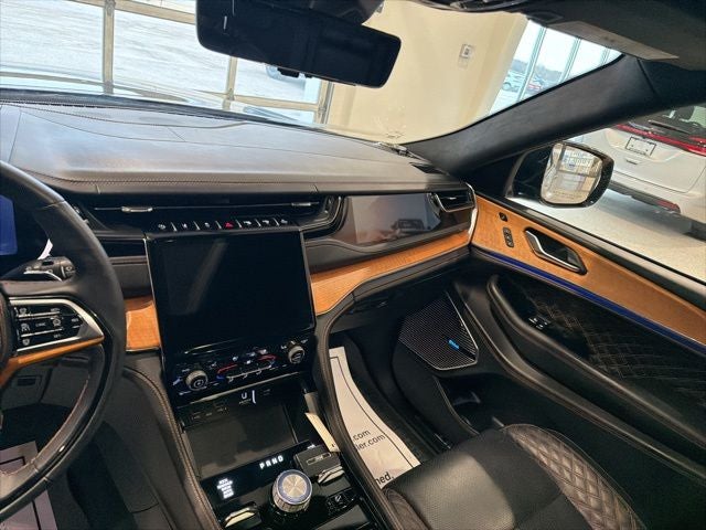 2023 Jeep Grand Cherokee L Summit