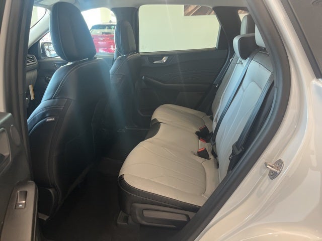 2025 Ford Escape Plug-In Hybrid Base