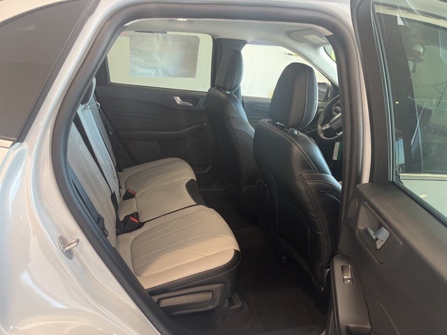 2025 Ford Escape Plug-In Hybrid Base