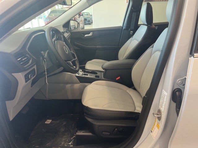 2025 Ford Escape Plug-In Hybrid Base