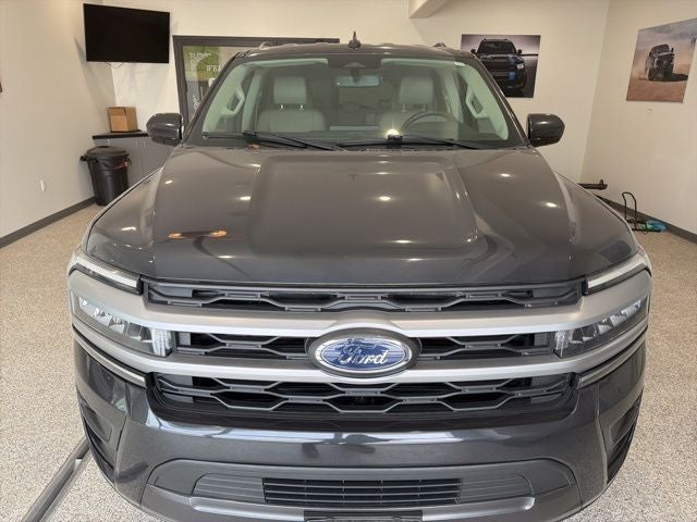Used 2023 Ford Expedition XLT with VIN 1FMJK1J84PEA10936 for sale in Hallock, Minnesota