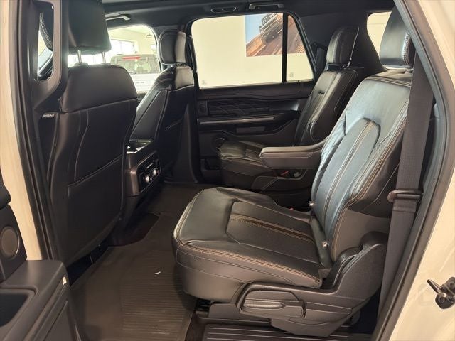 2022 Ford Expedition Max Platinum
