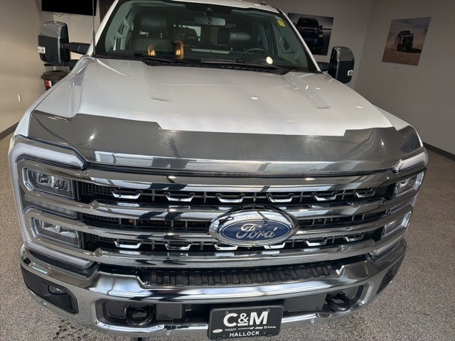 Used 2025 Ford F-250 Super Duty Lariat with VIN 1FT8W2BT5SEC03721 for sale in Hallock, Minnesota