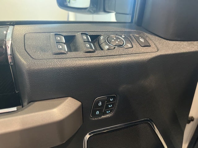 2022 Ford F-350SD Platinum