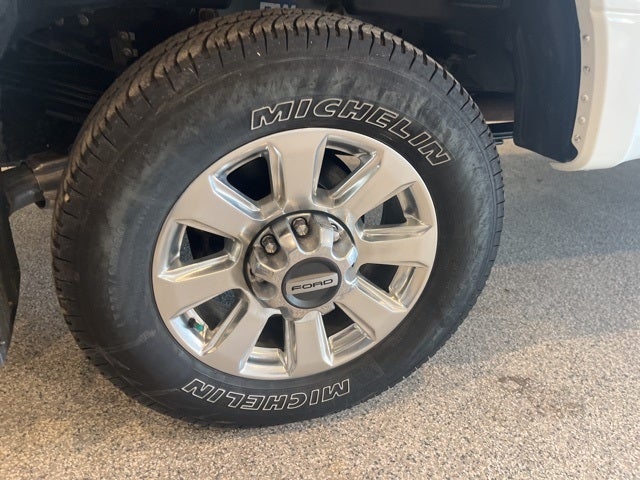 2022 Ford F-350SD Platinum