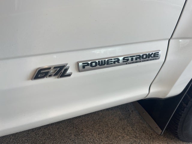2022 Ford F-350SD Platinum