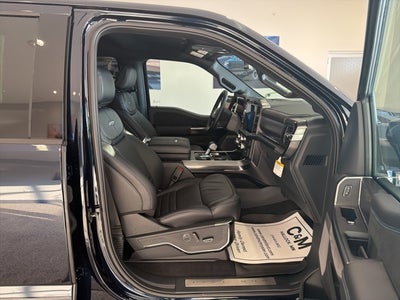 2025 Ford F-150 Platinum