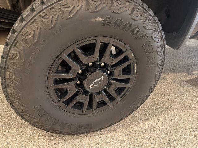 2025 Chevrolet Silverado 2500HD ZR2