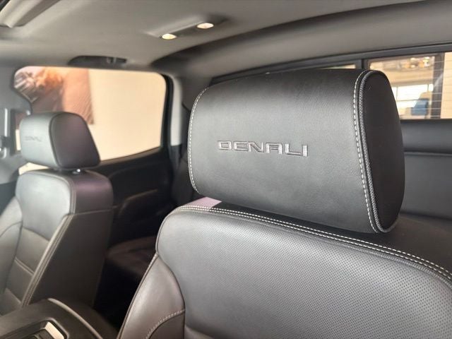 2017 GMC Sierra 2500HD Denali