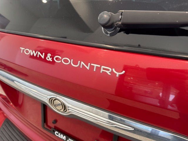 2001 Chrysler Town & Country LX