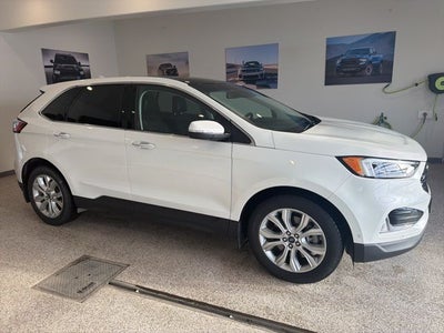 2020 Ford Edge Titanium
