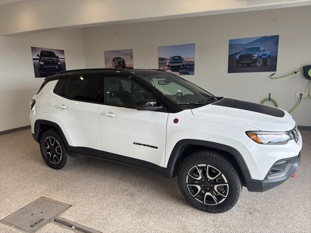 2025 Jeep Compass Trailhawk
