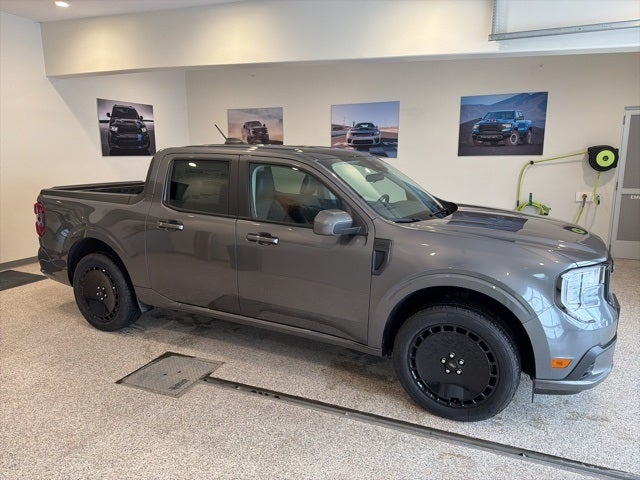 2026 Ford Maverick Lobo Standard