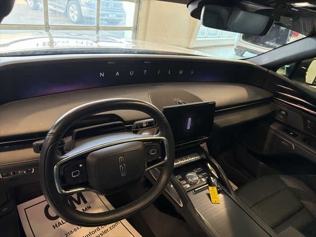 2024 Lincoln Nautilus Reserve