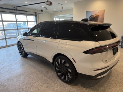 2024 Lincoln Nautilus Reserve