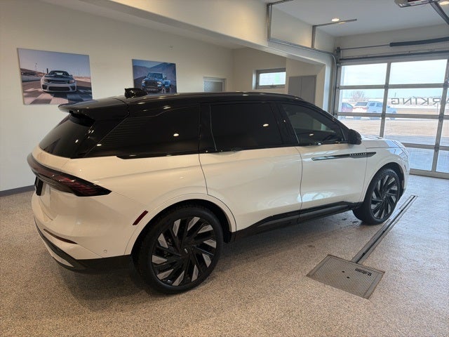 2024 Lincoln Nautilus Reserve