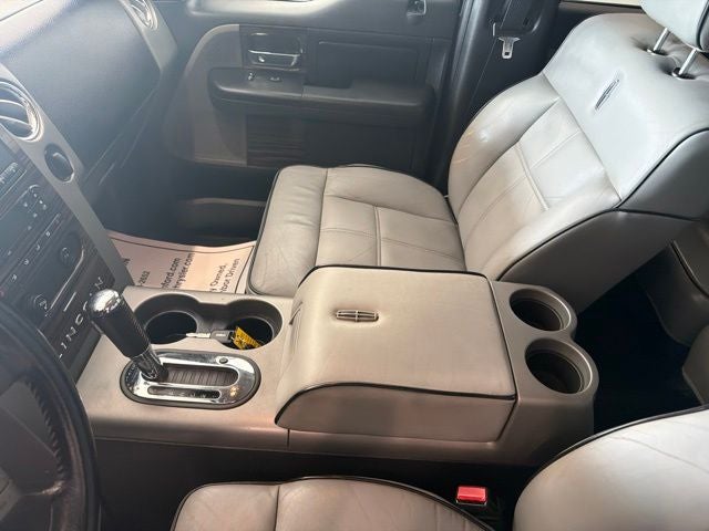 2007 Lincoln Mark LT Base